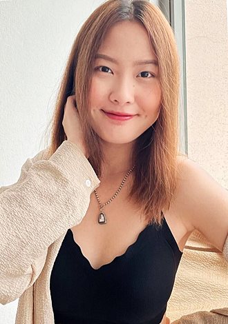 Date the member of your dreams: Thailand member Piya-on from Bangkok