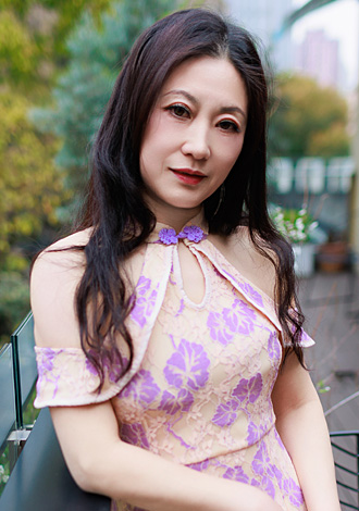 Hundreds of gorgeous pictures: Chuchu from Beijing, dating Online member