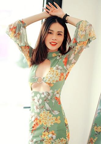 Gorgeous member profiles: THI YEN XUAN, member in Vietnam