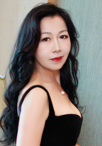 Gorgeous member profiles: Hongxia from Wuhan, member lone Asian